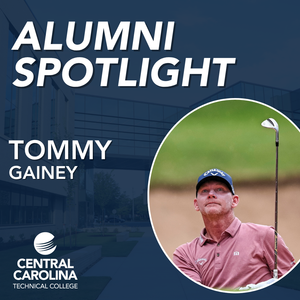 Alumni spotlight graphic with circle frame of a man in a red golf polo with a golf club in his hand.